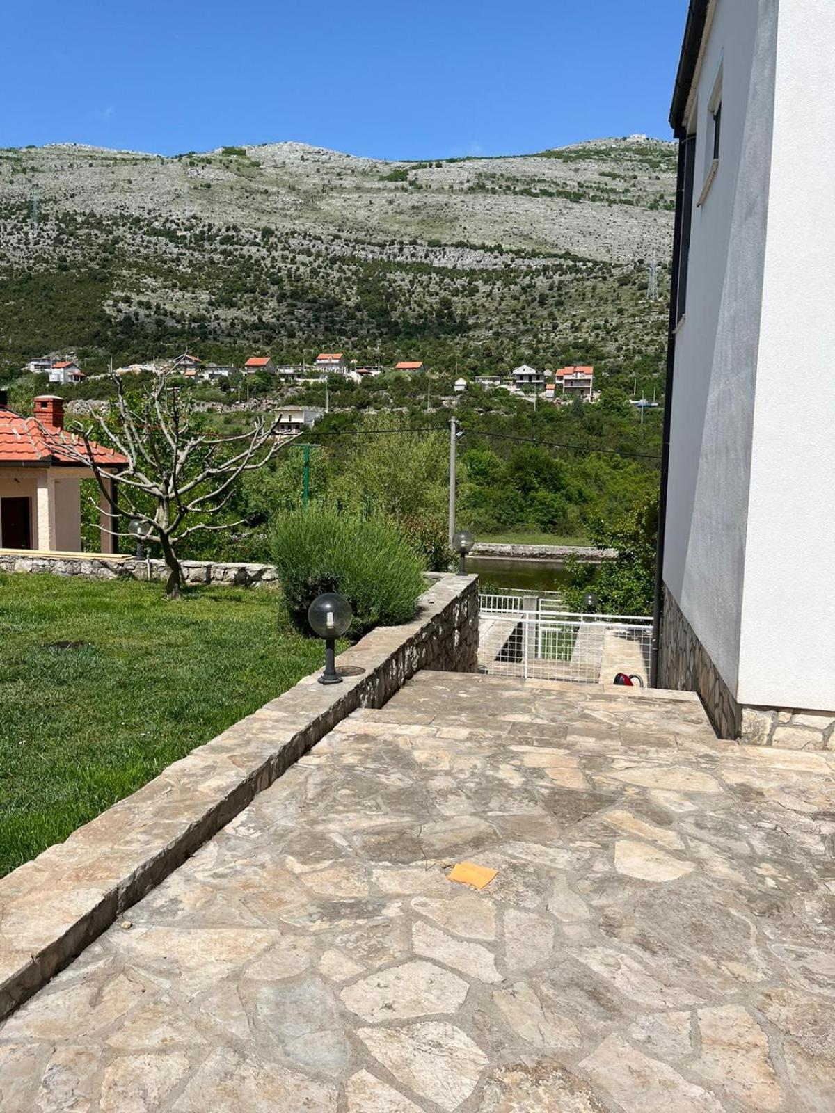 River Side Trebinje Ξενοδοχείο Εξωτερικό φωτογραφία